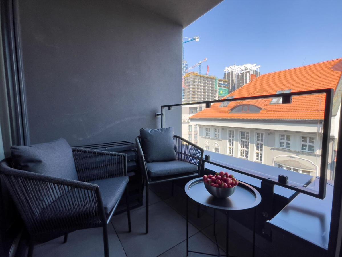Urban Apartments Premium, Opolska 10 No 90, 2 Free Garages, Self Check-In カトヴィツェ エクステリア 写真