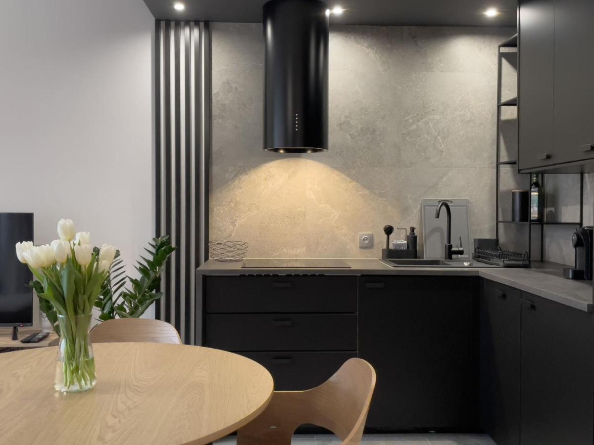 Urban Apartments Premium, Opolska 10 No 90, 2 Free Garages, Self Check-In カトヴィツェ エクステリア 写真